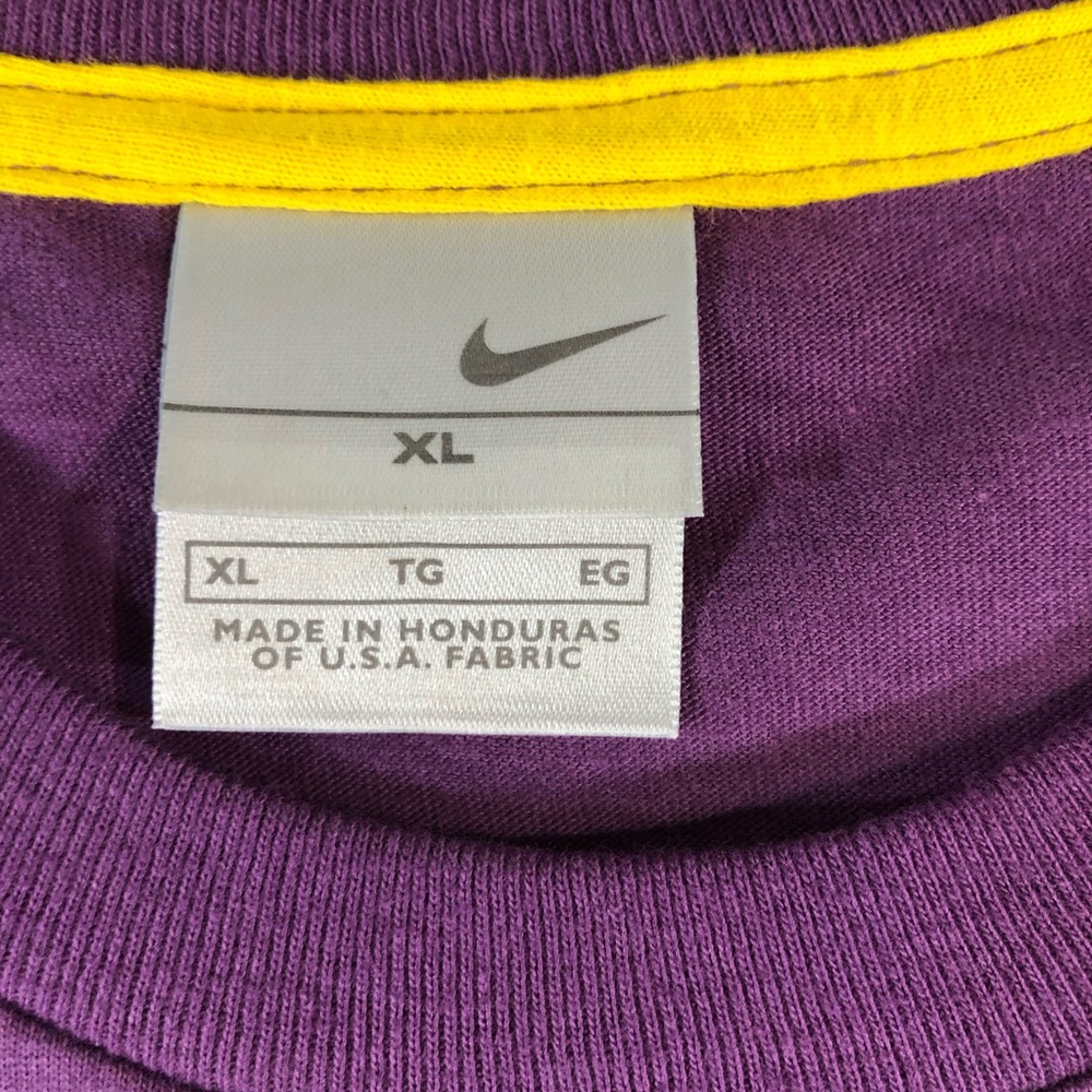Nike Purple Yellow Swoosh Graphic Logo T Shirt - Picture 8 of 8